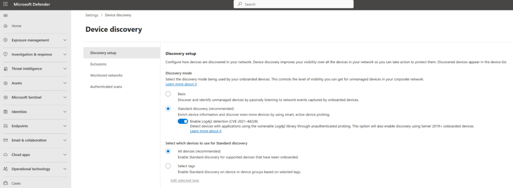 Defender-Portal, Settings – Device discovery: der Discovery-Modus steht auf Standard discovery, zusätzlich ist die Log4j-Detektion (CVE-2021-44228) aktiviert.